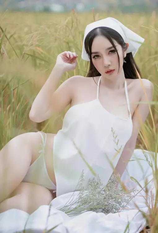 ผลงานที่โดดเด่นของ น้องเอิงเอย สาวร่างเล็ก