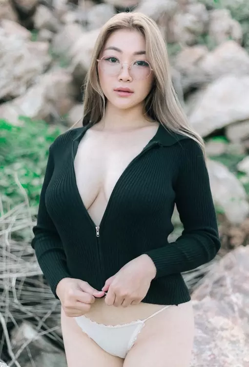 อินฟลูเอนเซอร์ครูบิวตี้