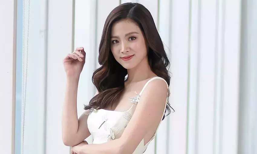 ใบเฟิร์น พิมพ์ชนก