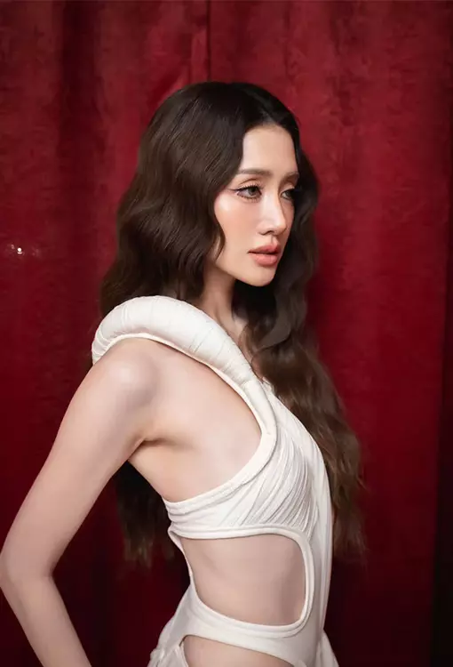 วาร์ปช่องทางติดตามของ พิม พิมประภา