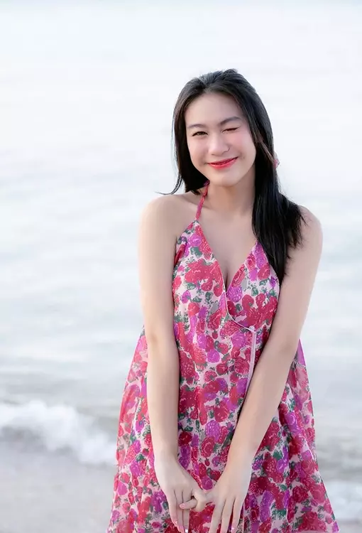 ประวัติส่วนตัวของเบนซ์ บีน่า Mlive