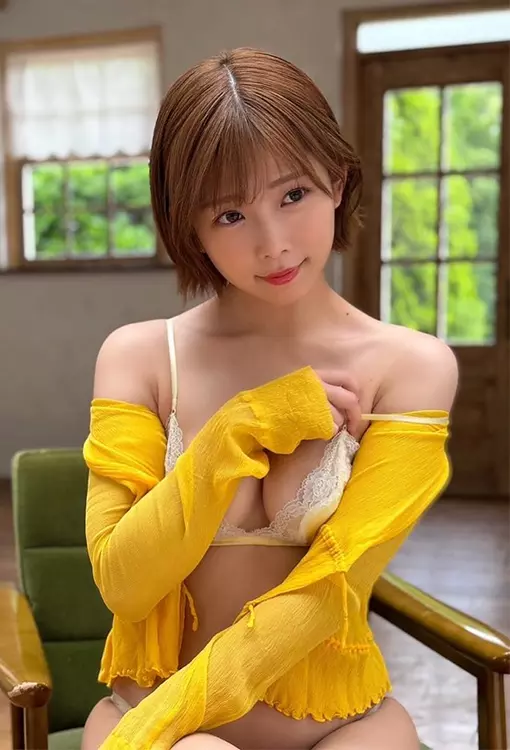 ดาราเอวีมานะ ซากุระ