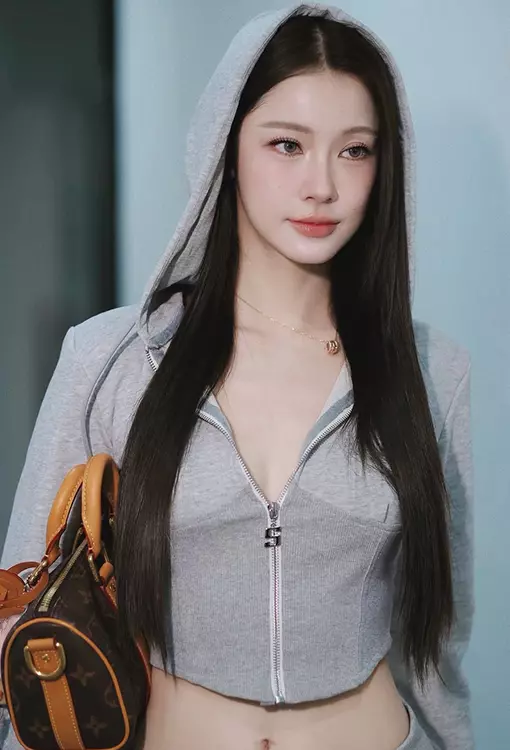 ชีวิตส่วนตัวของ น้ำตาล ทิพนารี