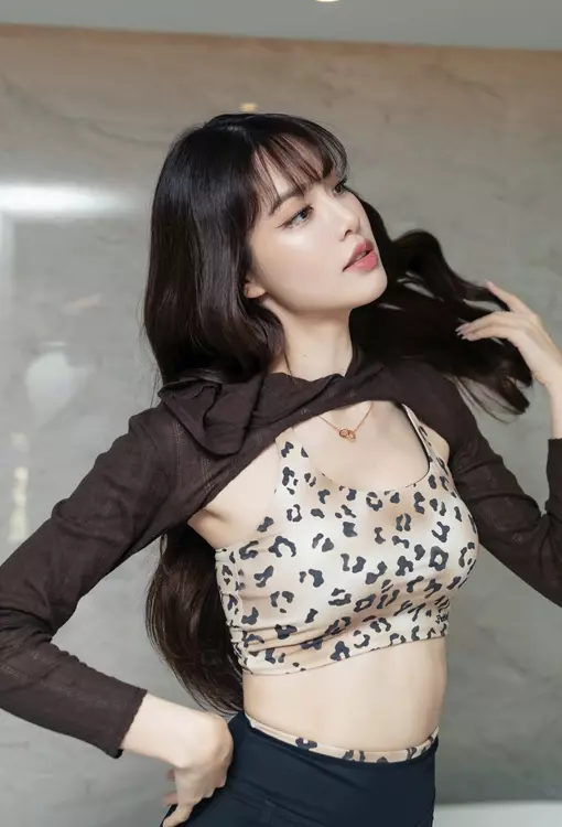 ประวัติส่วนตัวของ เกรซ กาญจน์เกล้า