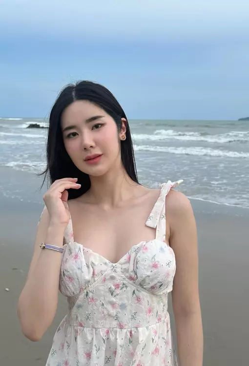 ชีวิตในวงการของ นุ่น สุทธิภา