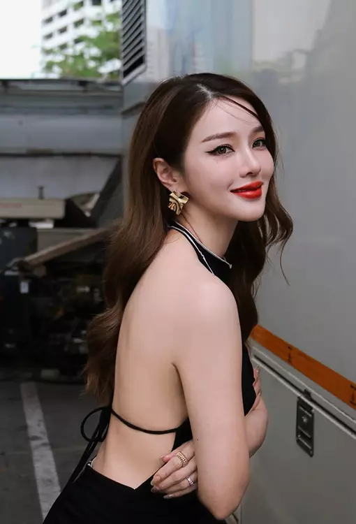 ชีวิตในวงการของ แอร์ ภัณฑิลา