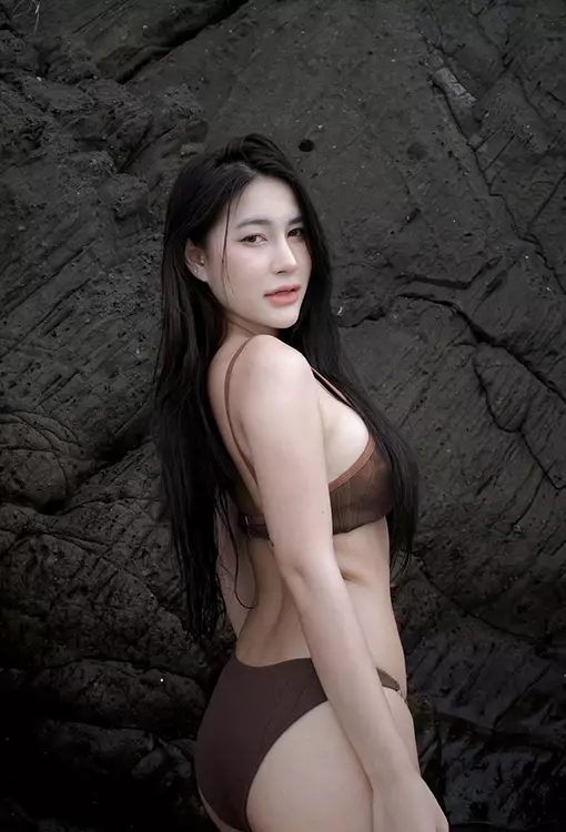 นุ่น ลดา