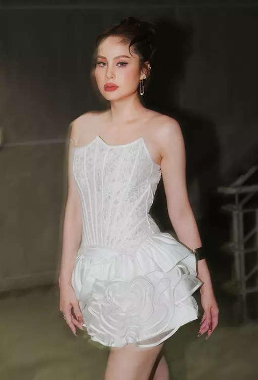 ขวัญ อุษามณี