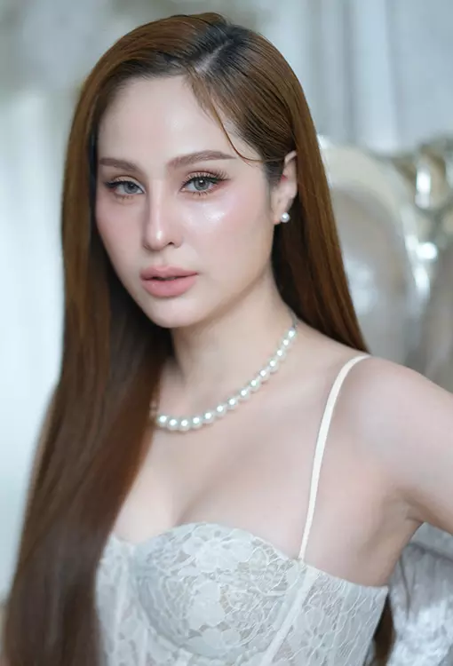 ขวัญ อุษามณี